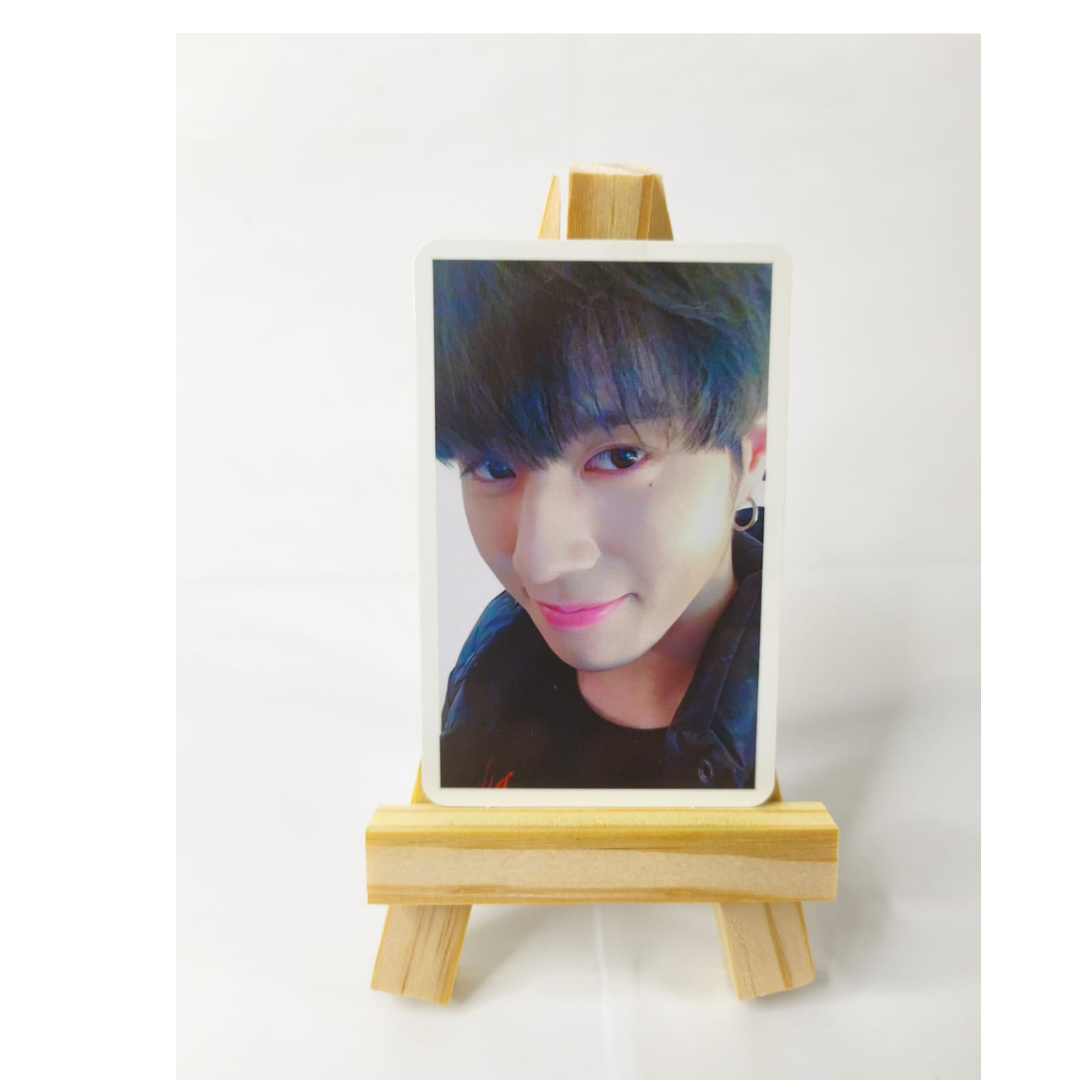 YUGYEOM (GOT7) - FLIGHT LOG: ARRIVAL PHOTOCARD