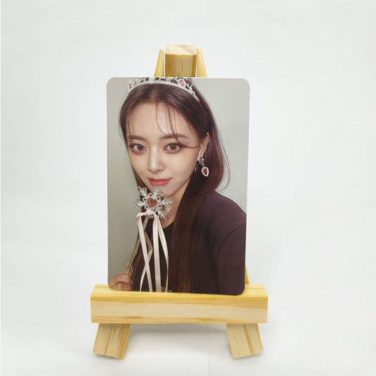 YUNA (ITZY) - CHECKMATE STANDARD EDITION PHOTOCARD